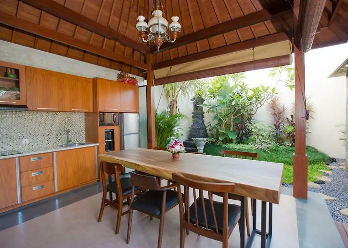 Niketan - 3 Bedrooms Sanur, Harbor, Near Villa
