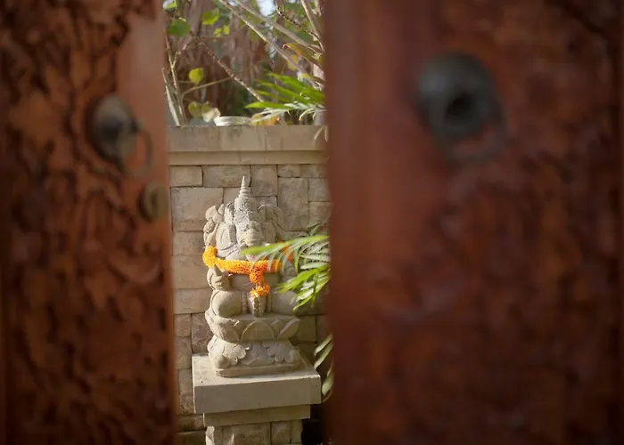 Niketan - 3 Bedrooms Sanur, Harbor, Near Villa